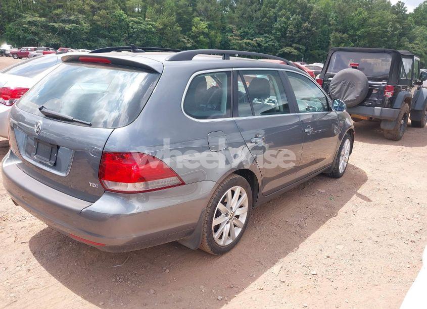 Photo 4 of 2013 Volkswagen Jetta SPORTWAGEN 2.0L TDI (VIN 3VWPL7AJXDM666918)