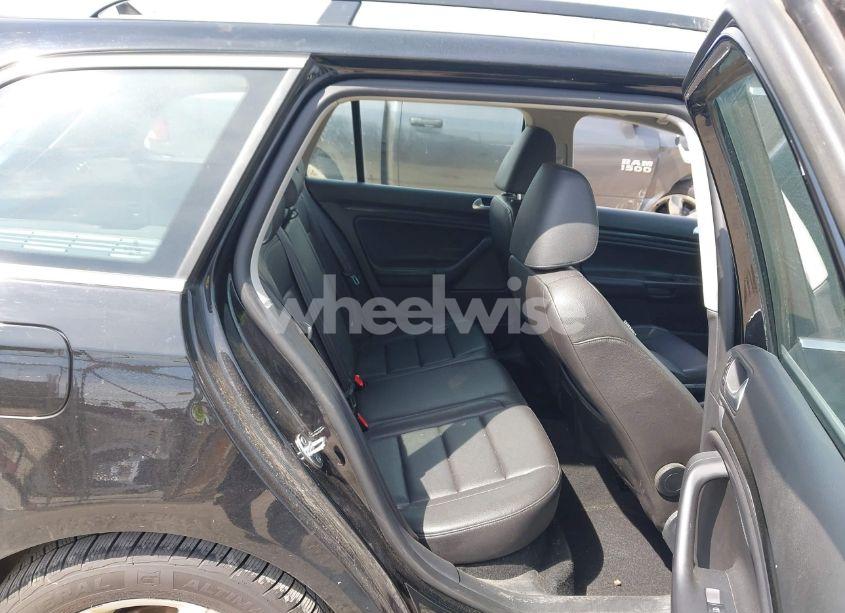 Photo 8 of 2013 Volkswagen Jetta SPORTWAGEN 2.0L TDI (VIN 3VWPL7AJXDM696405)