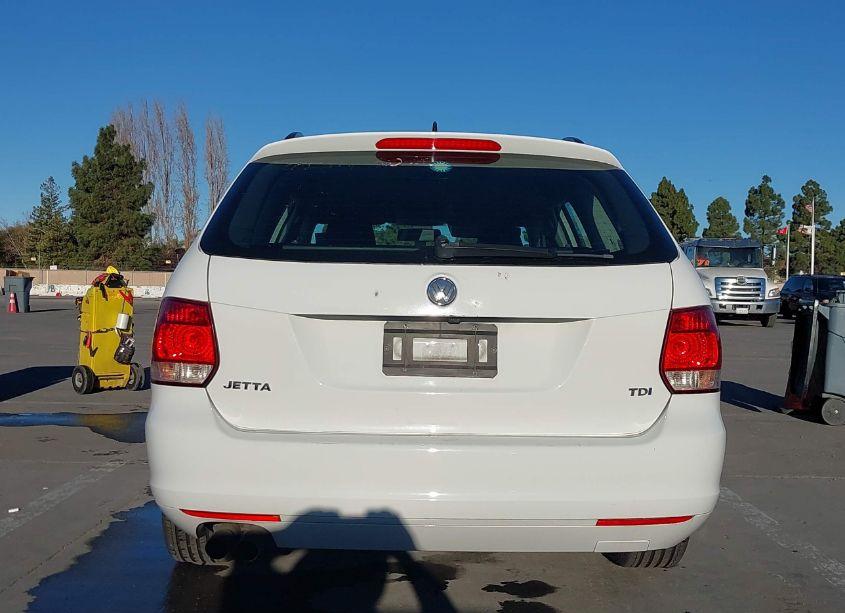 Photo 16 of 2014 Volkswagen Jetta SPORTWAGEN 2.0L TDI (VIN 3VWPL7AJXEM626758)