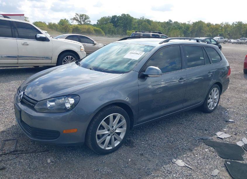 Photo 2 of 2014 Volkswagen Jetta SPORTWAGEN 2.5L S (VIN 3VWPP7AJ0EM600805)