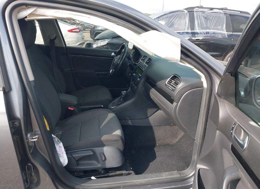 Photo 5 of 2014 Volkswagen Jetta SPORTWAGEN 2.5L S (VIN 3VWPP7AJ0EM600805)