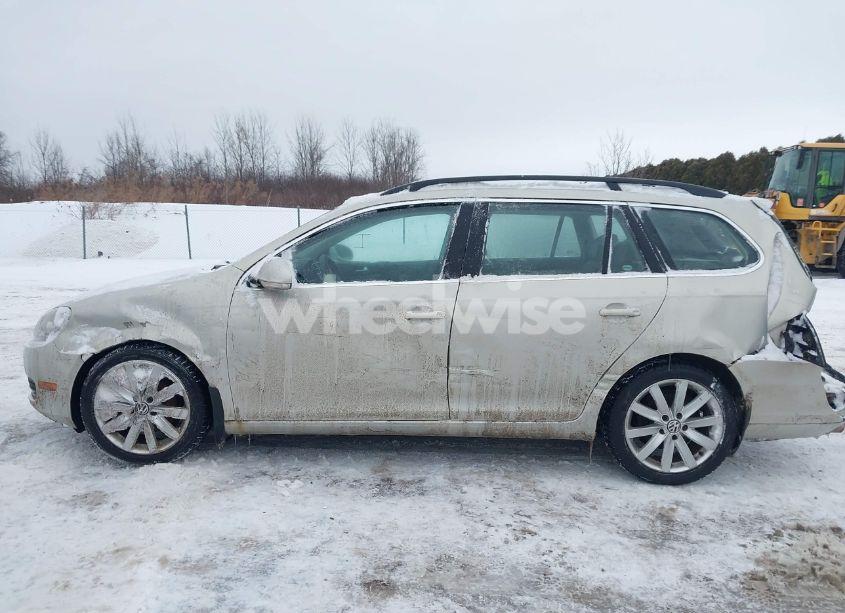 Photo 14 of 2012 Volkswagen Jetta SPORTWAGEN 2.5L SE (VIN 3VWPP7AJ1CM609364)