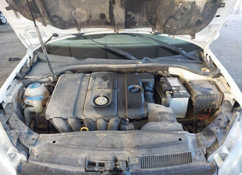 Photo 10 of 2013 Volkswagen Jetta SPORTWAGEN 2.5L S (VIN 3VWPP7AJ1DM692733)