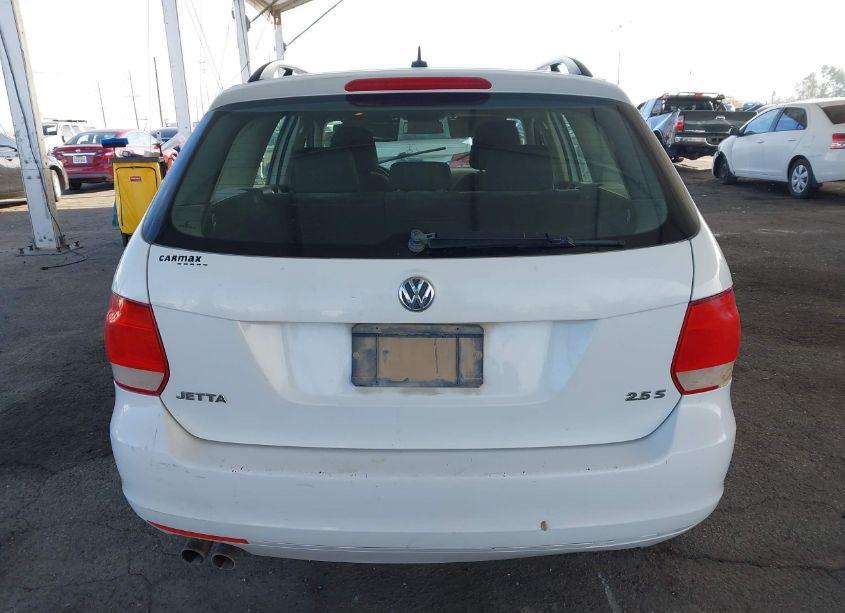 Photo 16 of 2013 Volkswagen Jetta SPORTWAGEN 2.5L S (VIN 3VWPP7AJ1DM692733)