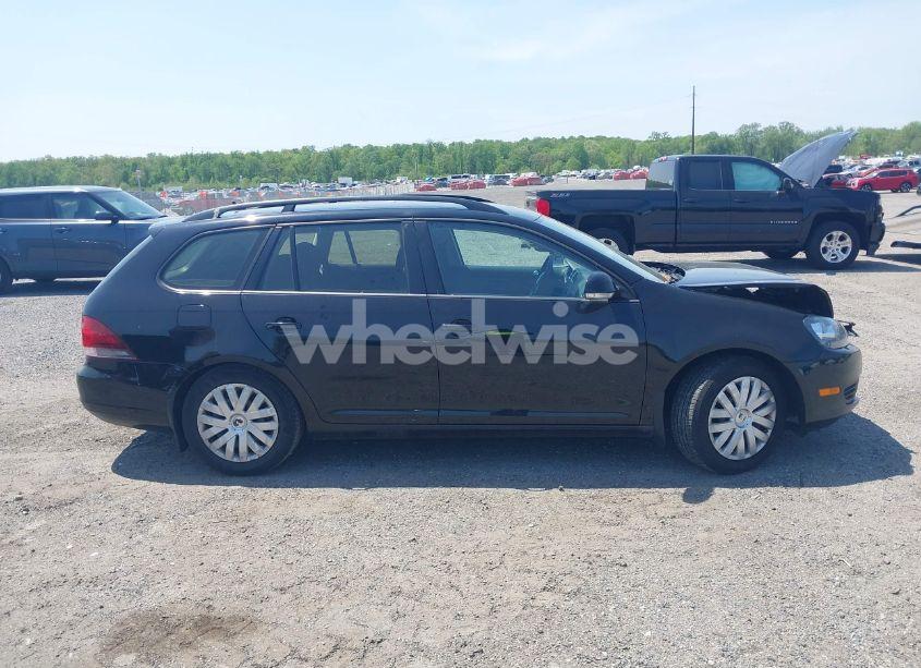Photo 13 of 2012 Volkswagen Jetta SPORTWAGEN 2.5L S (VIN 3VWPP7AJ4CM615806)