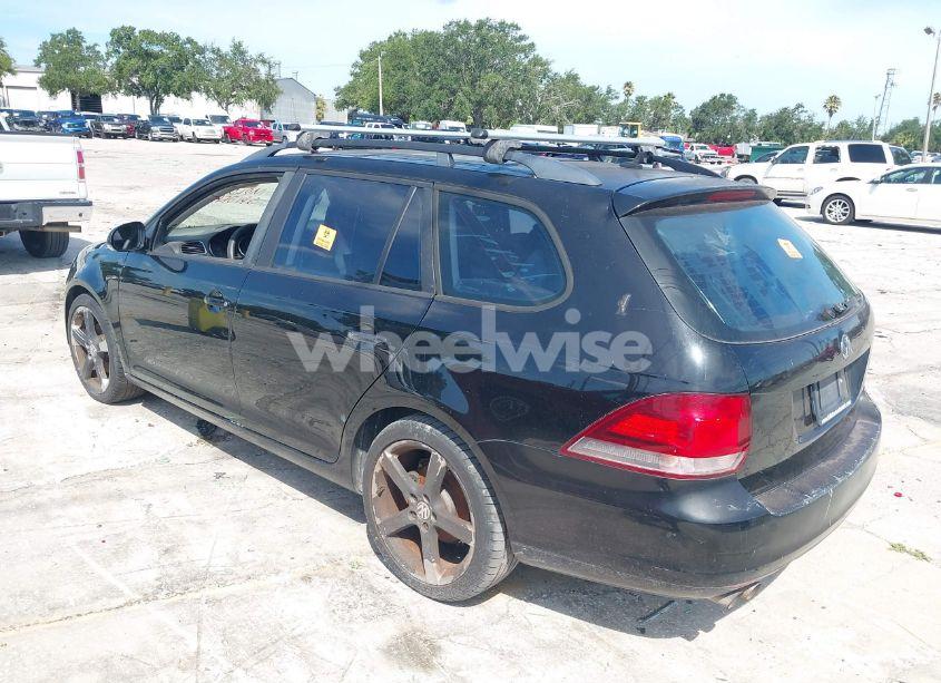 Photo 3 of 2012 Volkswagen Jetta SPORTWAGEN 2.5L S (VIN 3VWPP7AJ6CM637287)