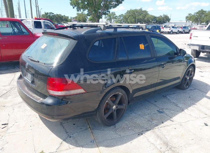 Photo 4 of 2012 Volkswagen Jetta SPORTWAGEN 2.5L S (VIN 3VWPP7AJ6CM637287)