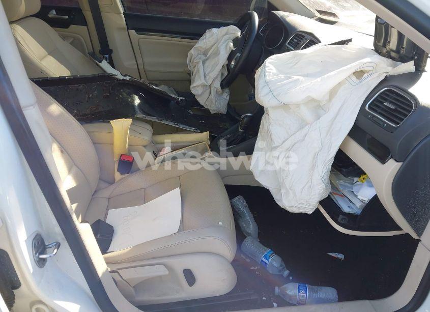 Photo 5 of 2013 Volkswagen Jetta SPORTWAGEN 2.5L SE (VIN 3VWPP7AJ7DM691697)