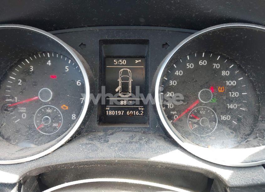 Photo 7 of 2013 Volkswagen Jetta SPORTWAGEN 2.5L S (VIN 3VWPP7AJ8DM621318)