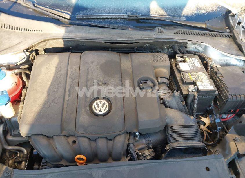 Photo 10 of 2013 Volkswagen Jetta SPORTWAGEN 2.5L SE (VIN 3VWPP7AJ8DM658403)