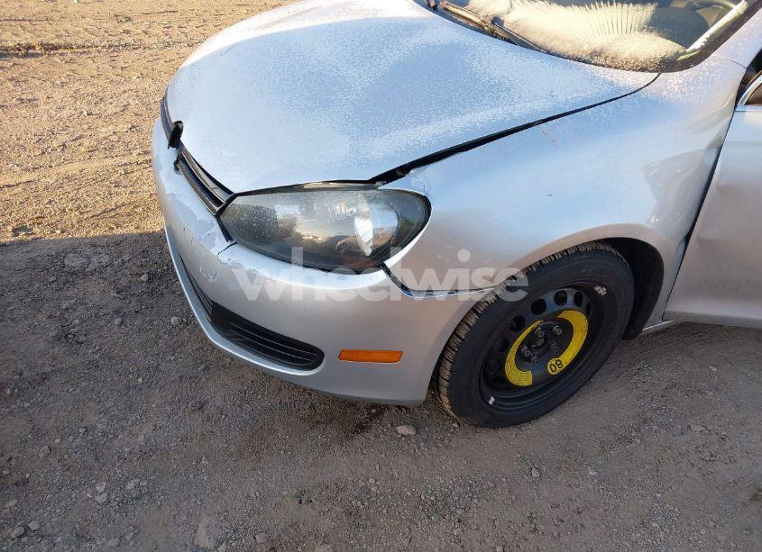 Photo 6 of 2013 Volkswagen Jetta SPORTWAGEN 2.5L SE (VIN 3VWPP7AJ8DM658403)