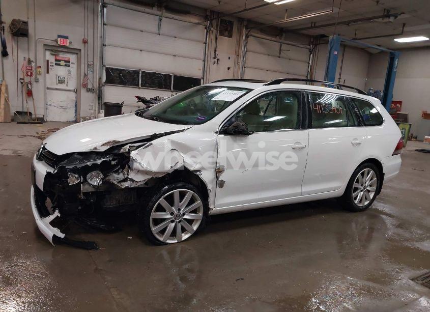 Photo 14 of 2014 Volkswagen Jetta SPORTWAGEN 2.5L SE (VIN 3VWPP7AJ8EM603676)