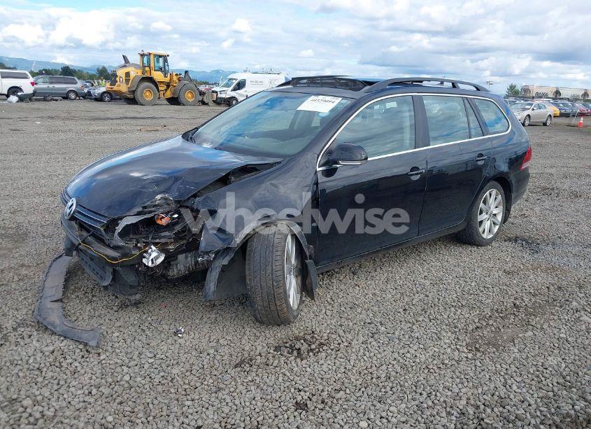 Photo 2 of 2012 Volkswagen Jetta SPORTWAGEN 2.5L SE (VIN 3VWPP7AJ9CM627014)