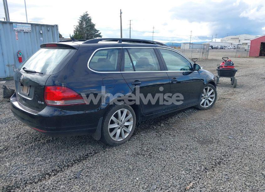 Photo 4 of 2012 Volkswagen Jetta SPORTWAGEN 2.5L SE (VIN 3VWPP7AJ9CM627014)