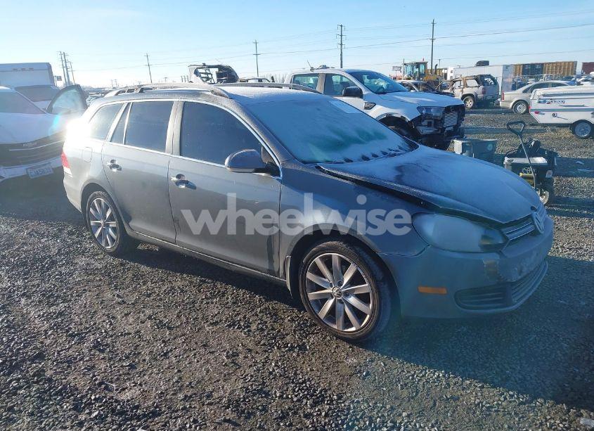 2014 Volkswagen Jetta SPORTWAGEN 2.5L SE (VIN 3VWPP7AJ9EM604903) main photo
