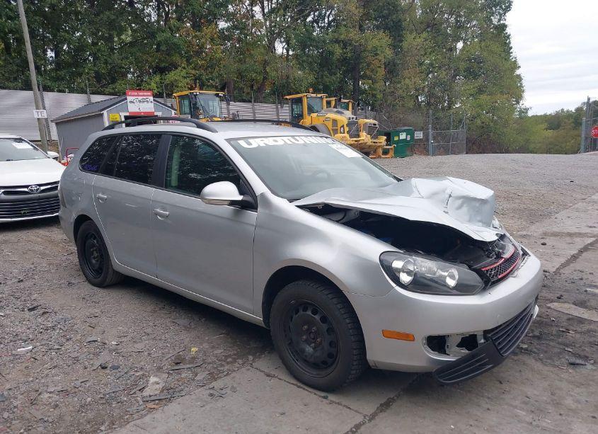 2012 Volkswagen Jetta SPORTWAGEN 2.5L S (VIN 3VWPP7AJXCM704277) main photo