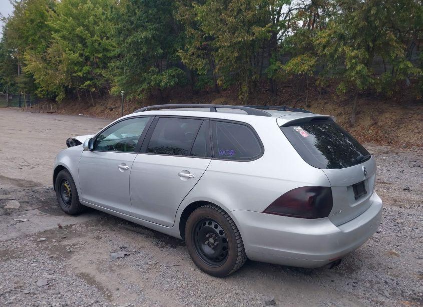 Photo 3 of 2012 Volkswagen Jetta SPORTWAGEN 2.5L S (VIN 3VWPP7AJXCM704277)