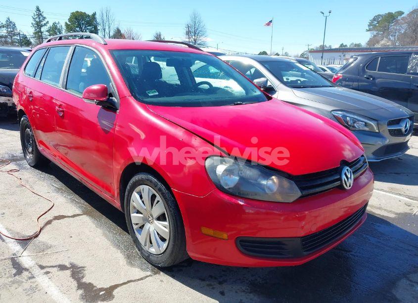 2013 Volkswagen Jetta SPORTWAGEN 2.5L S (VIN 3VWPP7AJXDM647936) main photo