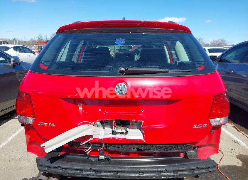 Photo 16 of 2013 Volkswagen Jetta SPORTWAGEN 2.5L S (VIN 3VWPP7AJXDM647936)