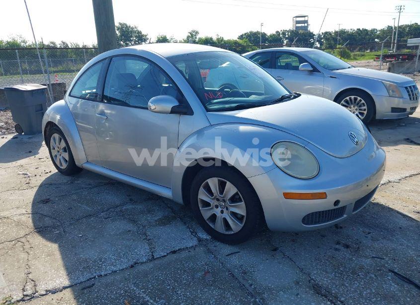 2008 Volkswagen New BEETLE S (VIN 3VWPW31C08M504075) main photo