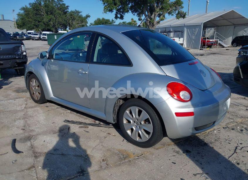 Photo 3 of 2008 Volkswagen New BEETLE S (VIN 3VWPW31C08M504075)