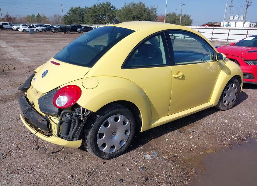 Photo 4 of 2009 Volkswagen New BEETLE 2.5L (VIN 3VWPW31C09M516907)