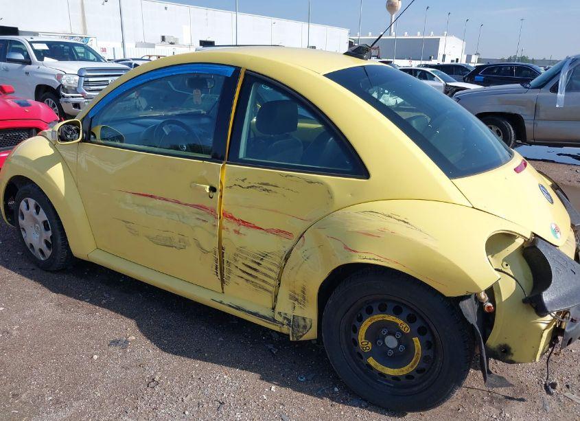 Photo 6 of 2009 Volkswagen New BEETLE 2.5L (VIN 3VWPW31C09M516907)