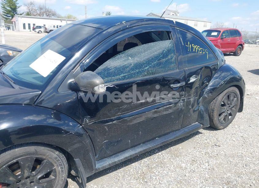 Photo 12 of 2009 Volkswagen New BEETLE 2.5L (VIN 3VWPW31C19M511909)