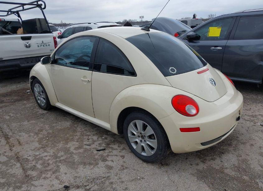 Photo 3 of 2009 Volkswagen New BEETLE 2.5L (VIN 3VWPW31C39M501561)