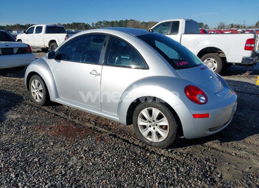 Photo 3 of 2008 Volkswagen New BEETLE S (VIN 3VWPW31C58M508932)