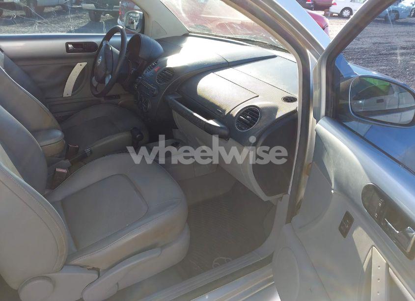 Photo 5 of 2008 Volkswagen New BEETLE S (VIN 3VWPW31C58M508932)