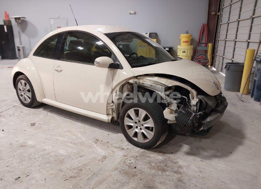 2008 Volkswagen New BEETLE S (VIN 3VWPW31C58M523723) main photo