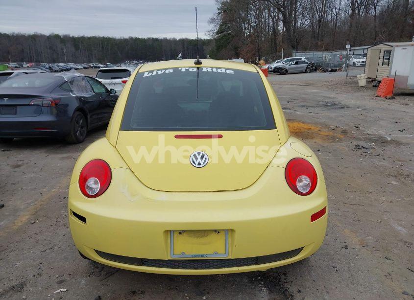 Photo 16 of 2009 Volkswagen New BEETLE 2.5L (VIN 3VWPW31C59M518880)