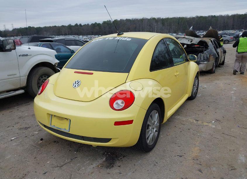 Photo 4 of 2009 Volkswagen New BEETLE 2.5L (VIN 3VWPW31C59M518880)