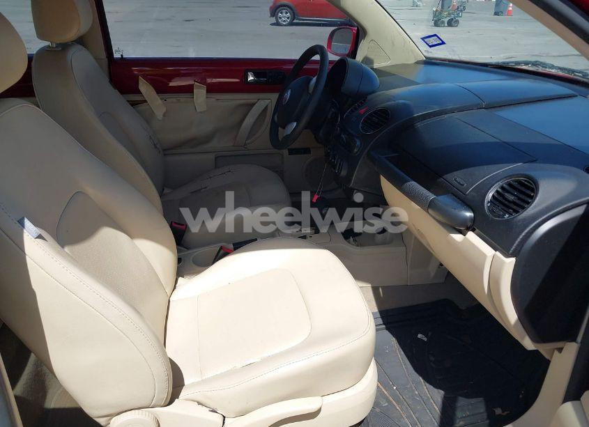 Photo 5 of 2006 Volkswagen New BEETLE 2.5 (VIN 3VWPW31C66M410781)