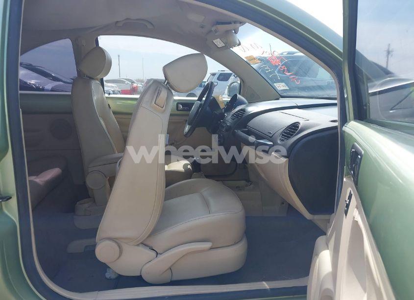 Photo 5 of 2007 Volkswagen New BEETLE 2.5 (VIN 3VWPW31C67M521767)