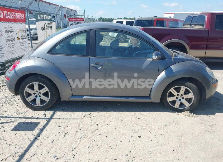 Photo 13 of 2006 Volkswagen New BEETLE 2.5 (VIN 3VWPW31C96M411004)