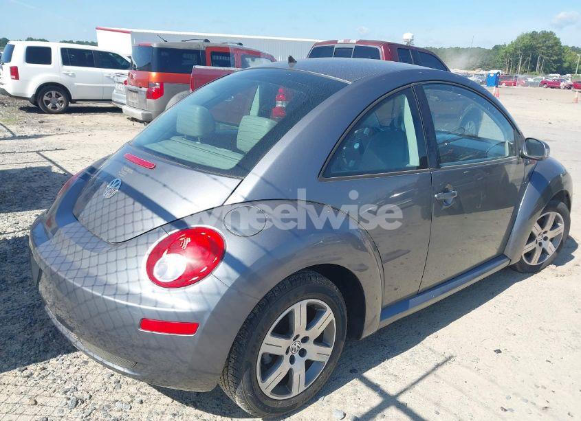 Photo 4 of 2006 Volkswagen New BEETLE 2.5 (VIN 3VWPW31C96M411004)