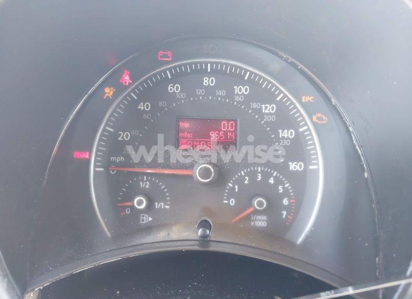 Photo 7 of 2006 Volkswagen New BEETLE 2.5 (VIN 3VWPW31C96M411004)