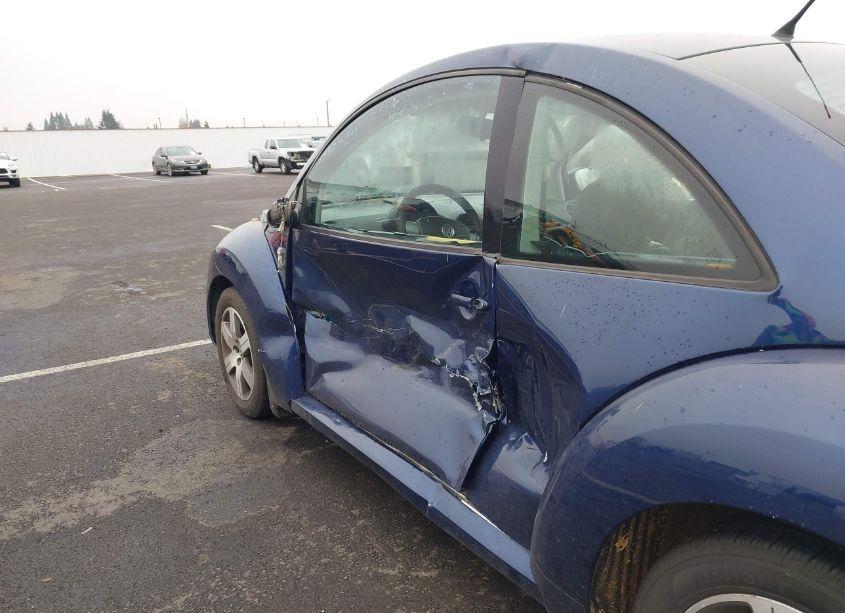 Photo 12 of 2006 Volkswagen New BEETLE 2.5 (VIN 3VWPW31CX6M417393)