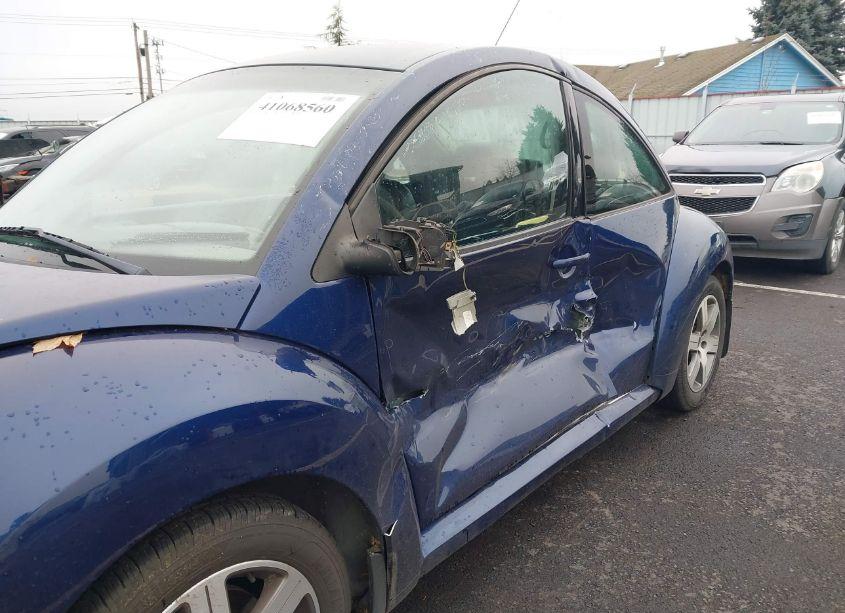 Photo 13 of 2006 Volkswagen New BEETLE 2.5 (VIN 3VWPW31CX6M417393)