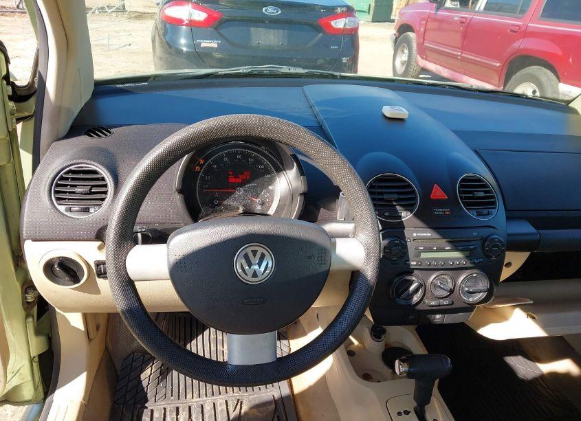 Photo 15 of 2008 Volkswagen New BEETLE S (VIN 3VWPW31CX8M517349)