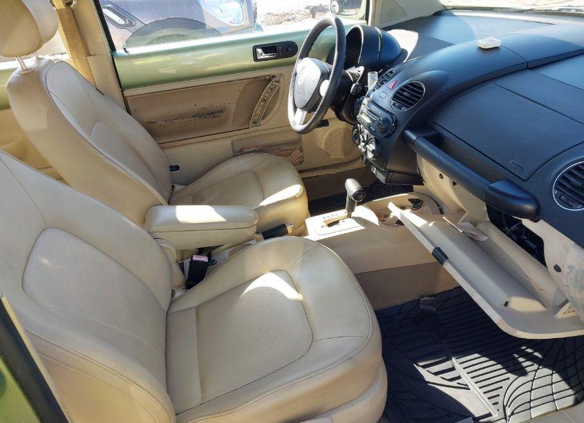 Photo 5 of 2008 Volkswagen New BEETLE S (VIN 3VWPW31CX8M517349)