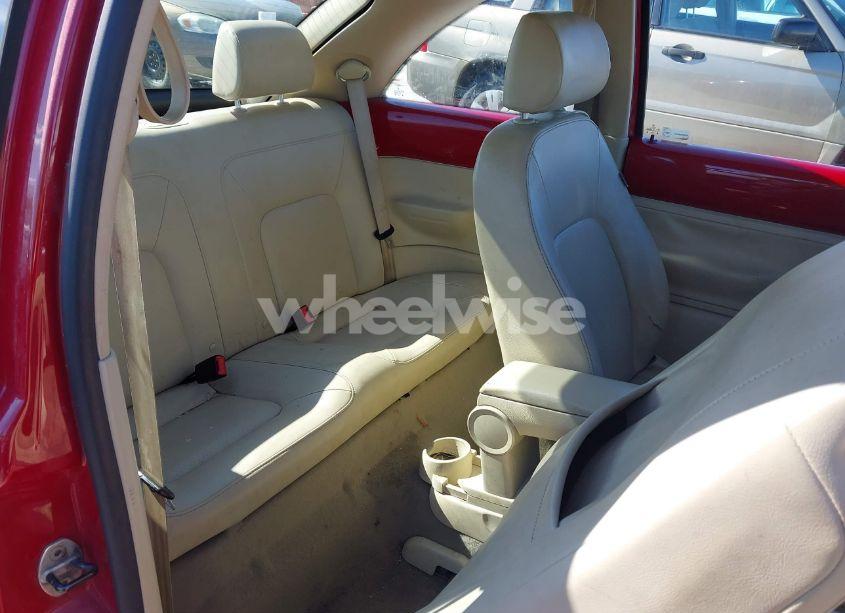 Photo 8 of 2008 Volkswagen New BEETLE S (VIN 3VWPW31CX8M526844)