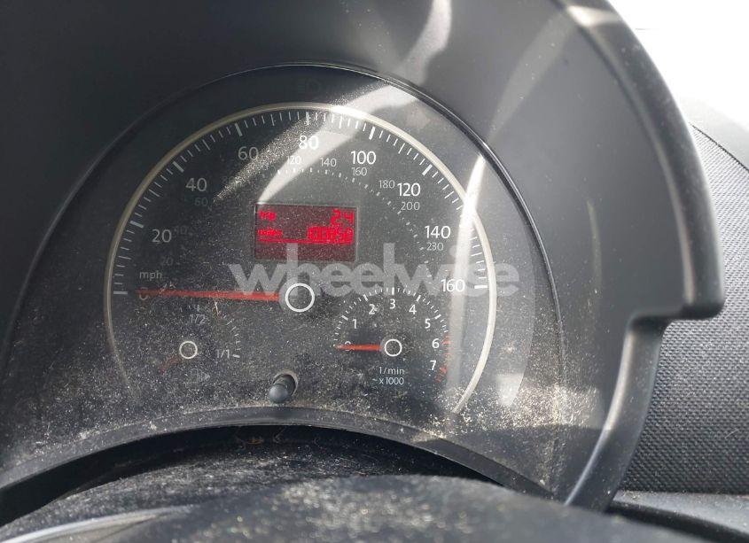 Photo 7 of 2010 Volkswagen New BEETLE 2.5L FINAL EDITION (VIN 3VWPW3AG0AM035983)