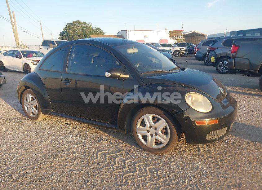 2010 Volkswagen New BEETLE 2.5L FINAL EDITION (VIN 3VWPW3AG5AM016118) main photo