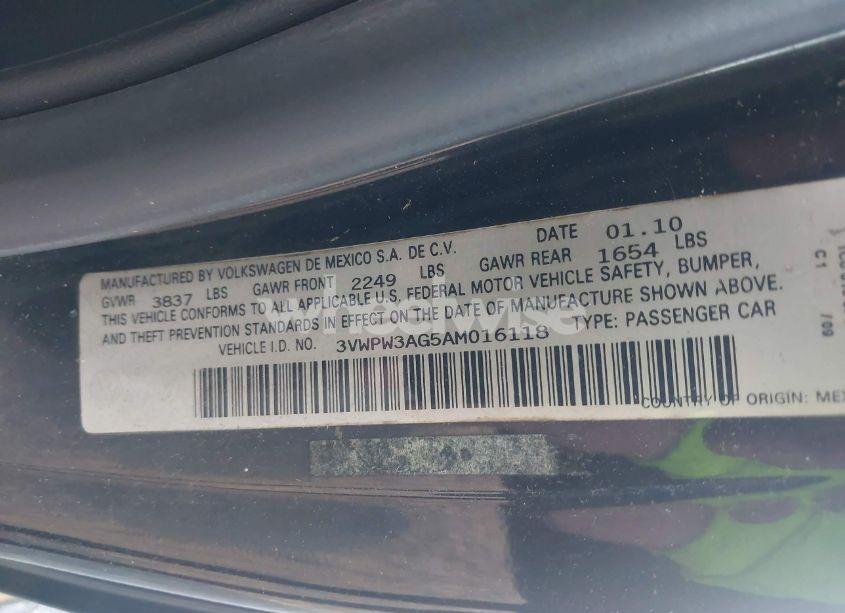 Photo 9 of 2010 Volkswagen New BEETLE 2.5L FINAL EDITION (VIN 3VWPW3AG5AM016118)