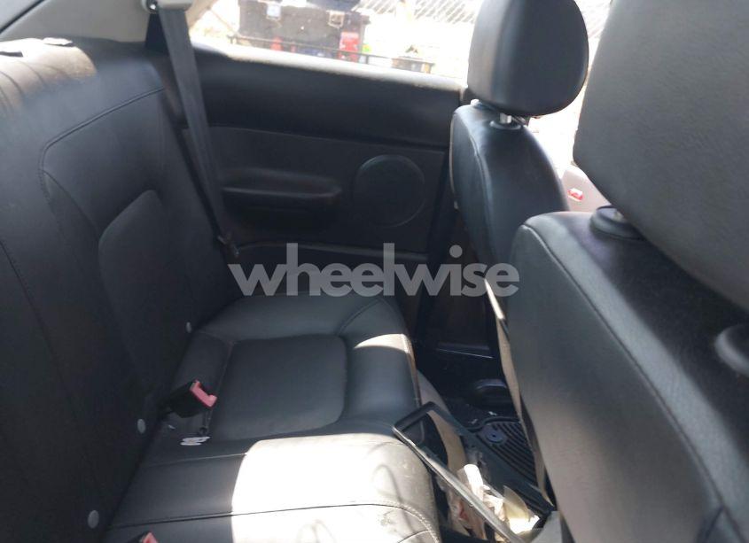 Photo 8 of 2010 Volkswagen New BEETLE 2.5L FINAL EDITION (VIN 3VWPW3AGXAM000609)