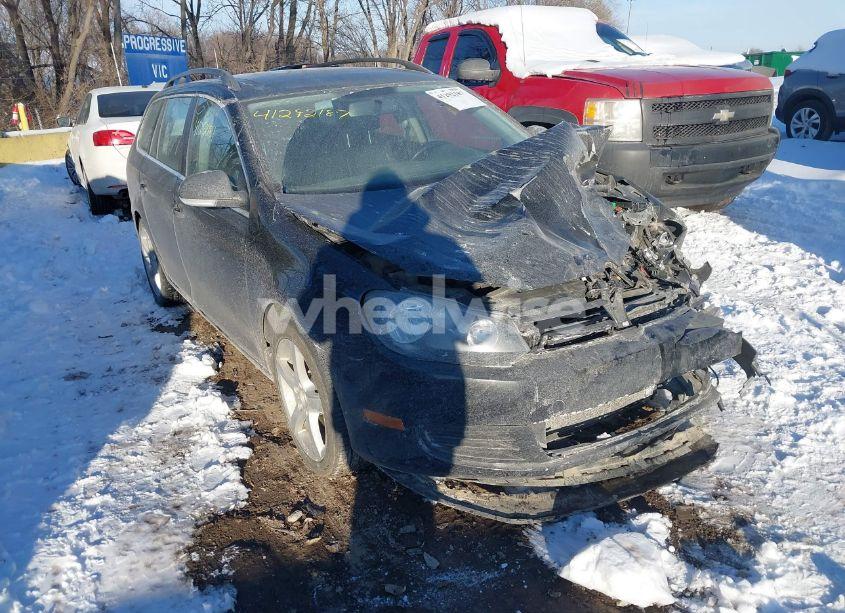 2011 Volkswagen Jetta SPORTWAGEN 2.5L SE (VIN 3VWPX7AJ0BM684491) main photo