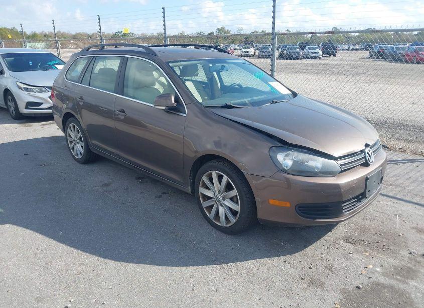 2012 Volkswagen Jetta SPORTWAGEN 2.5L SE (VIN 3VWPX7AJ3CM621872) main photo